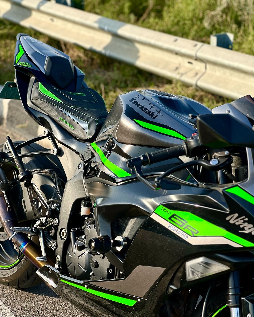 Kawasaki Ninja ZX6R 2019-2025 Seat Cover Tappezzeria Italia Comfort in Green