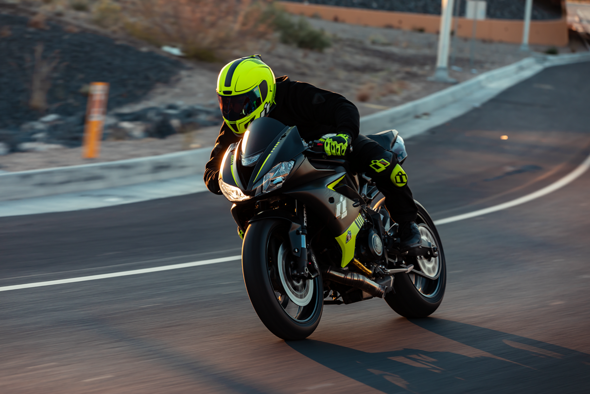 Casco ICON Airform™ - Resurgent - Alta visibilidad - Mediano 0101-14757