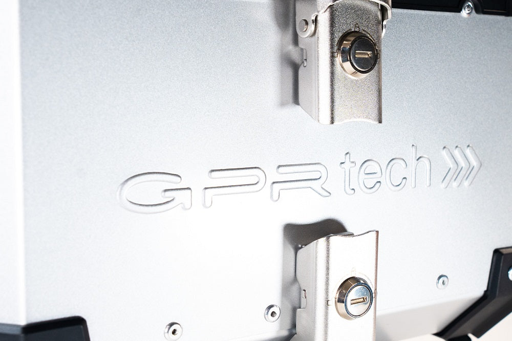 Kawasaki GTR1400 2010-2014 GPR Tech 45L Aluminum Top Case, Silver with Mounting Plate