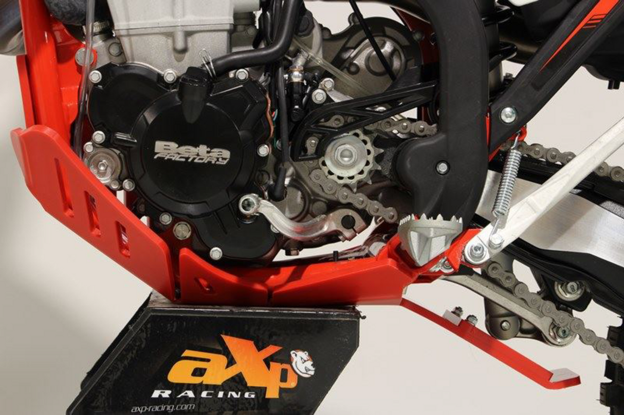 AXP RACING Xtrem Skid Plate - Red - Beta AX1558