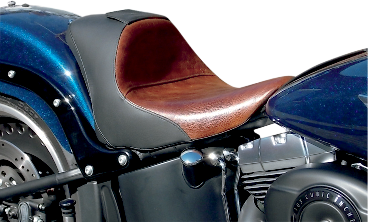 SADDLEMEN Lariat Seat - Softail '06-'17 806-12-0041B